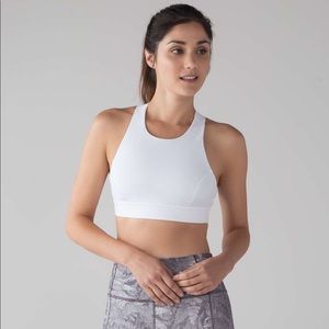 Lululemon athletic white Fast &Free bra